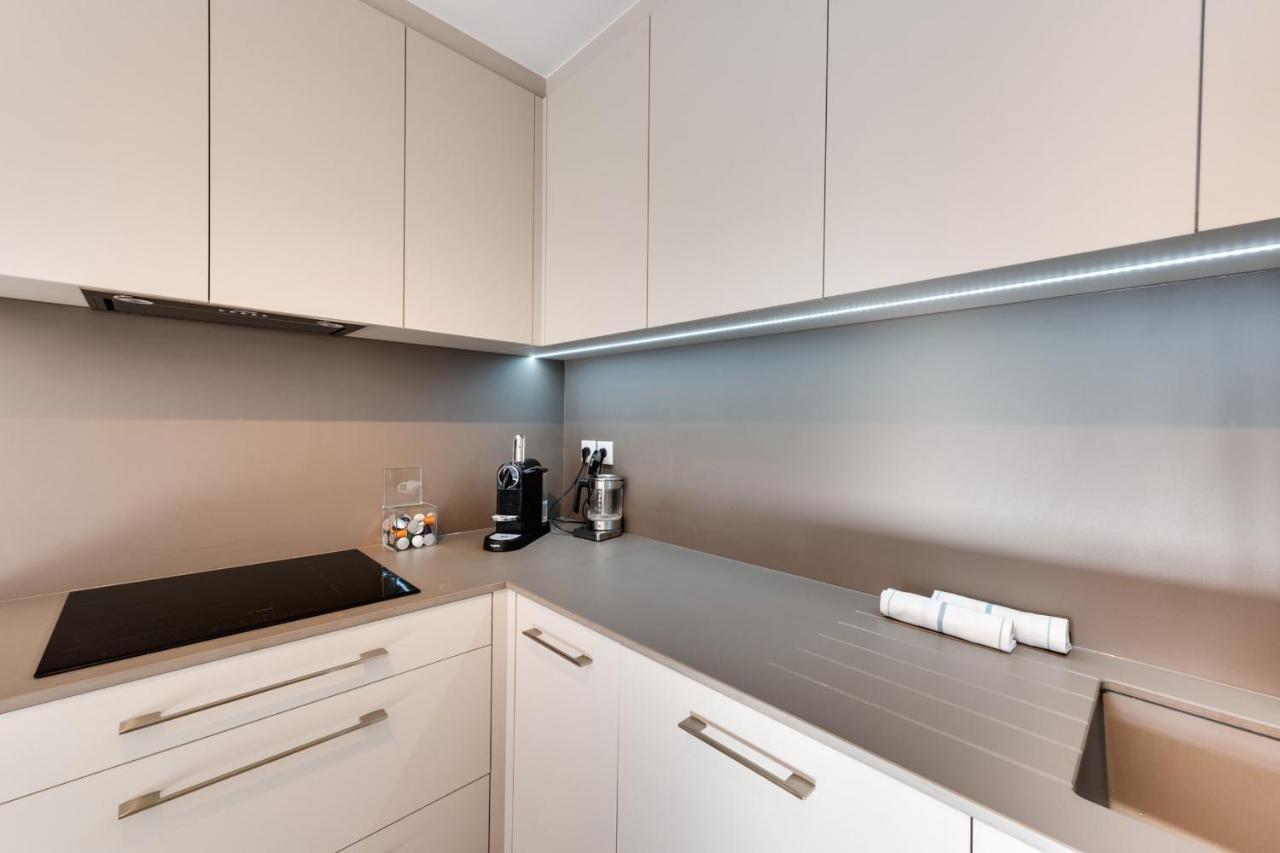 Le Reposoir - New 2 Bedroom Apartment With Terrace & Garage Annecy Exteriör bild